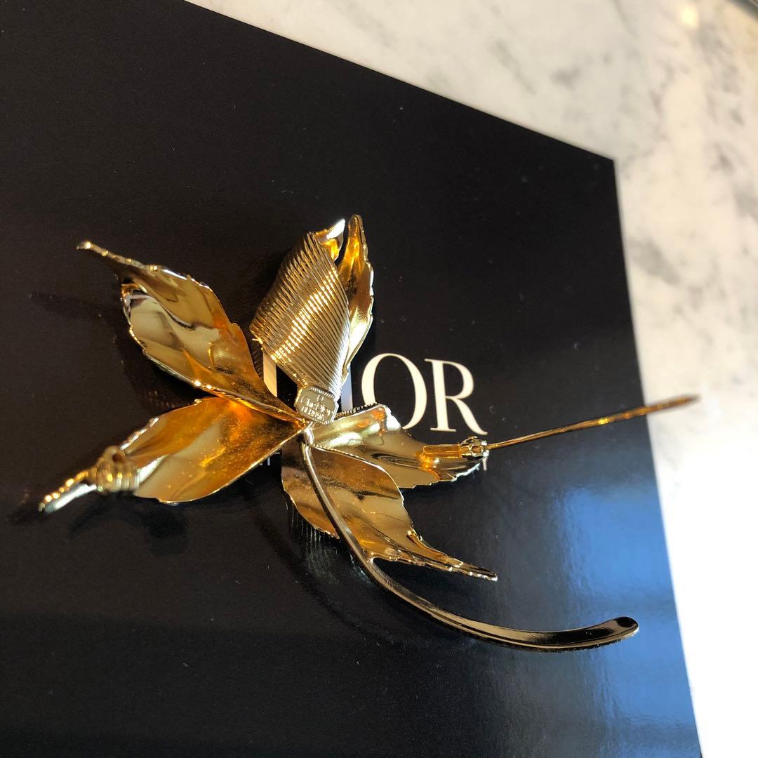 ディオール　DIOR ブローチ
