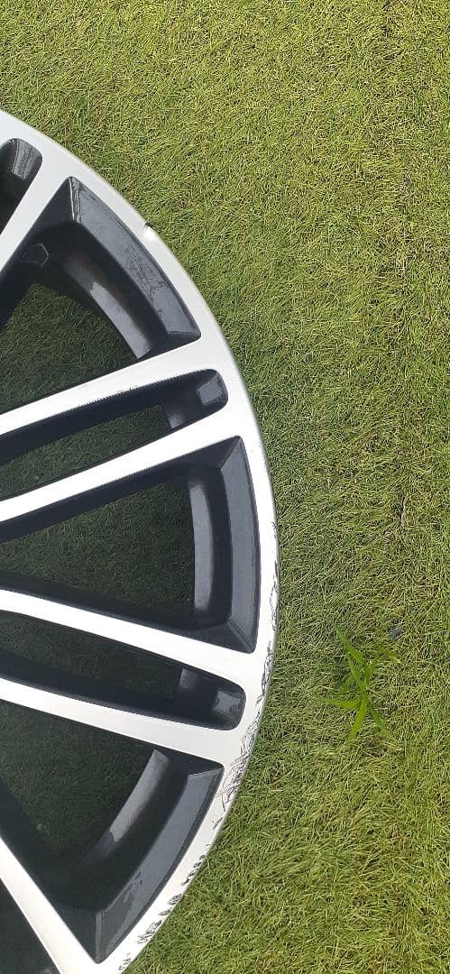  19インチ Mスポーツ　フロントホイール1本