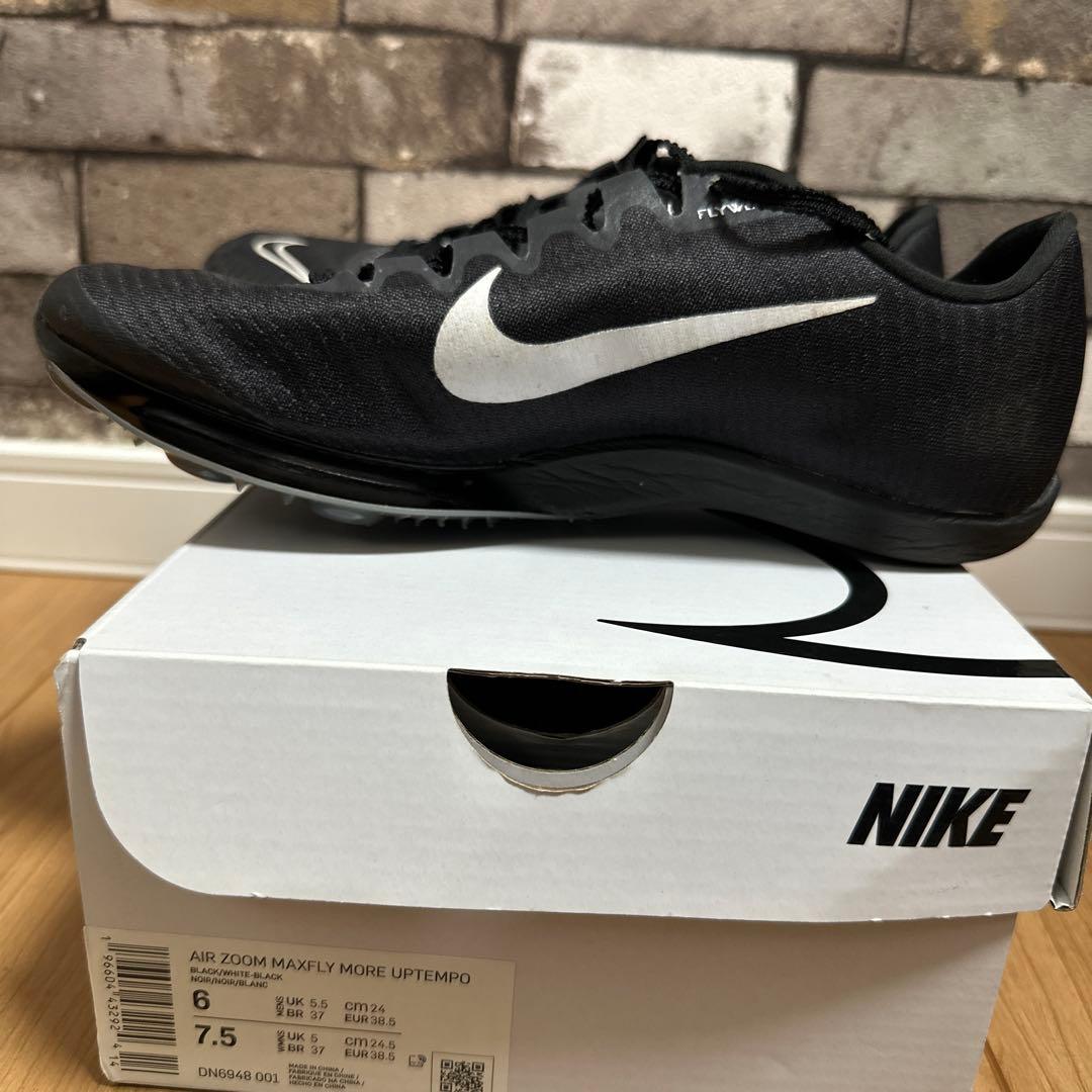 AIR zoomMAXFLY MORE UPTEMPO 24〜24.5cm