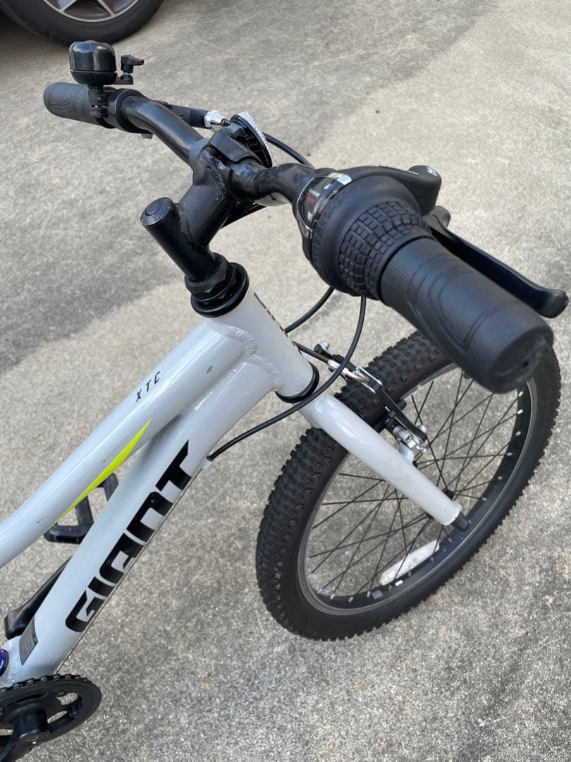 GIANT 子供用自転車 20インチ XTC