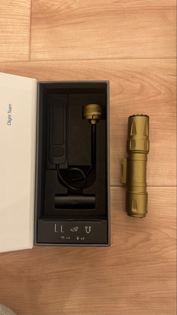 Olight Odin S デザートタンカラー