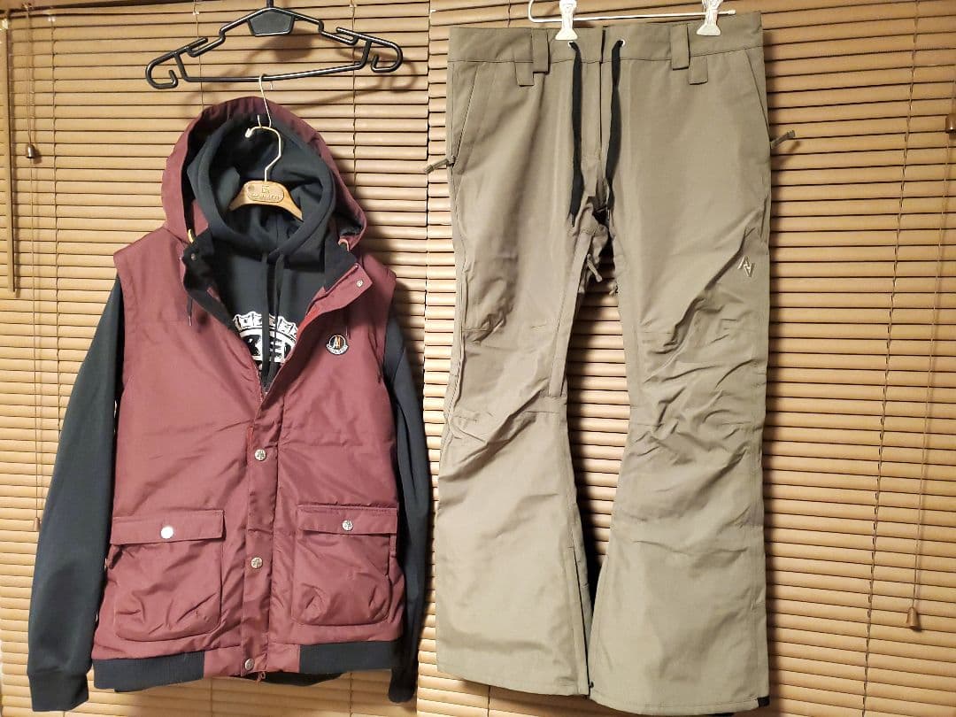 AA hardware スノーボードウェア　上下　３点　セット　ベスト　パーカー