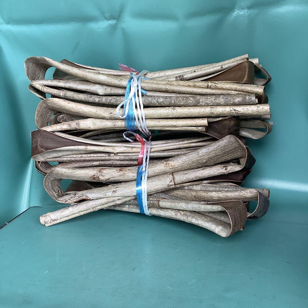 乾燥くるみ樹皮2kg セット。　7-061