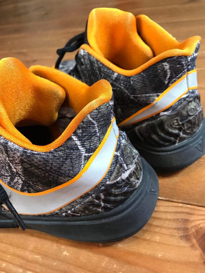 【レア】NIKE カイリー5 タコＰＥキッズ　22.5センチ　ナイキ　バッシュ