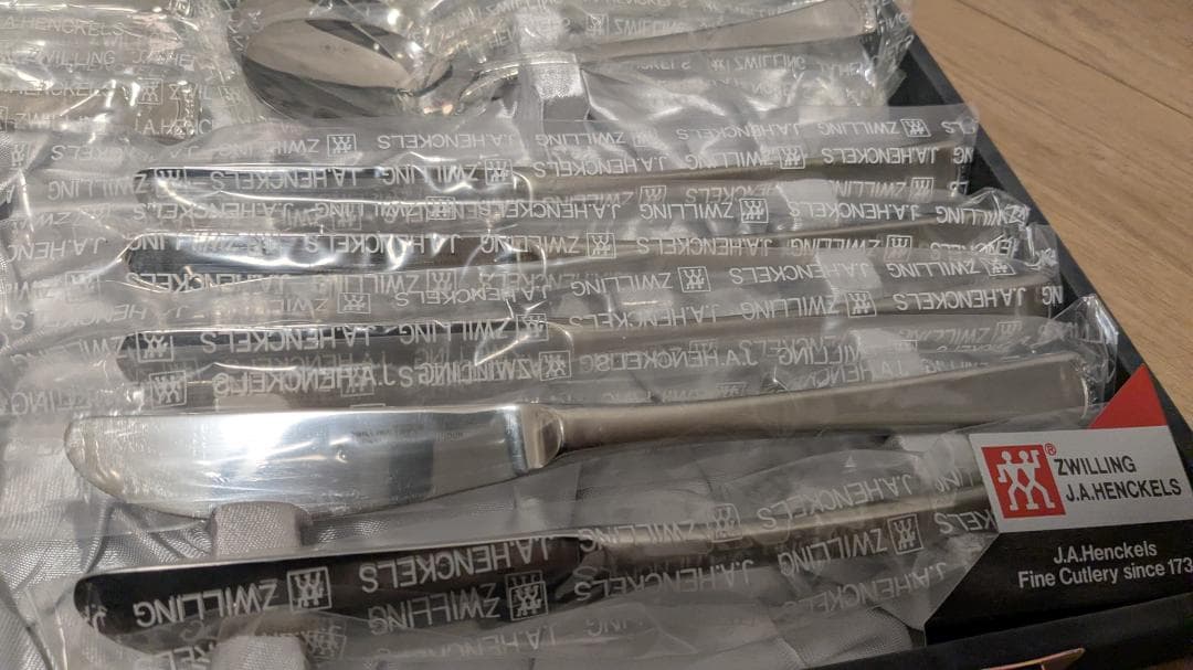 【Zwilling J.A. Henckels】カトラリーセット 20点