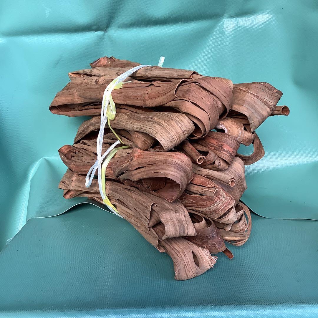 乾燥山ぶどう蔓、2kg セット。 8-001