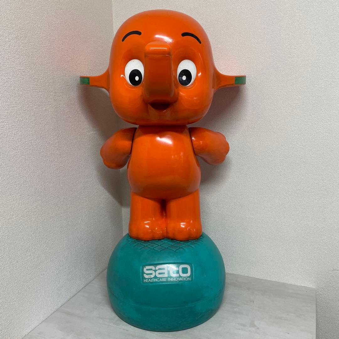 佐藤製薬　サトちゃん　特大フィギュア