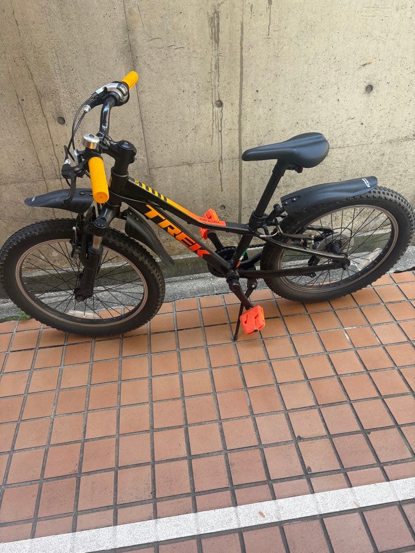 trek キッズバイク 20インチ 大阪市引き取り限定