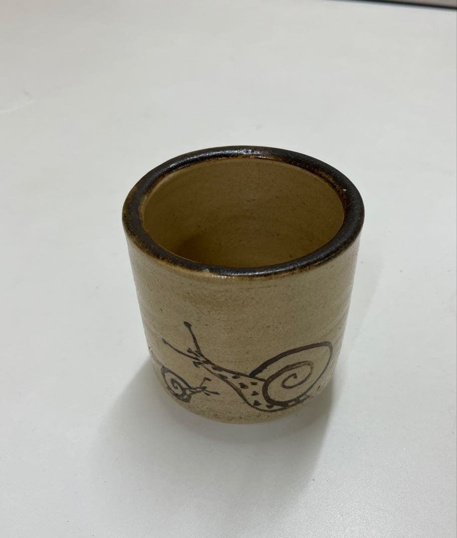 山下清　筆筒　益子焼　カタツムリ