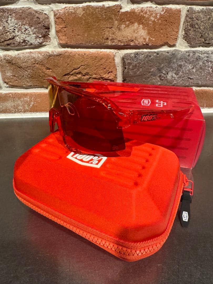 100% ワンハンドレッド　サガン　S3