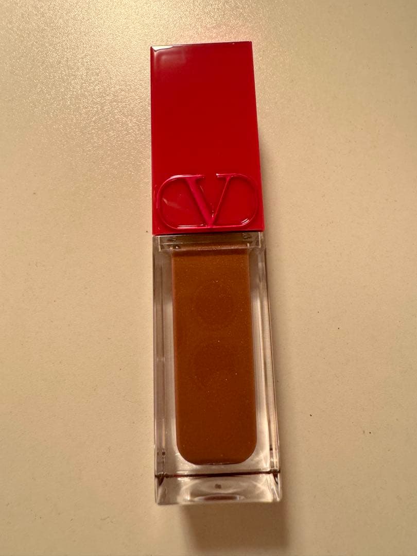 リップグロス Valentino Puffer Gloss 122A/103R/140R