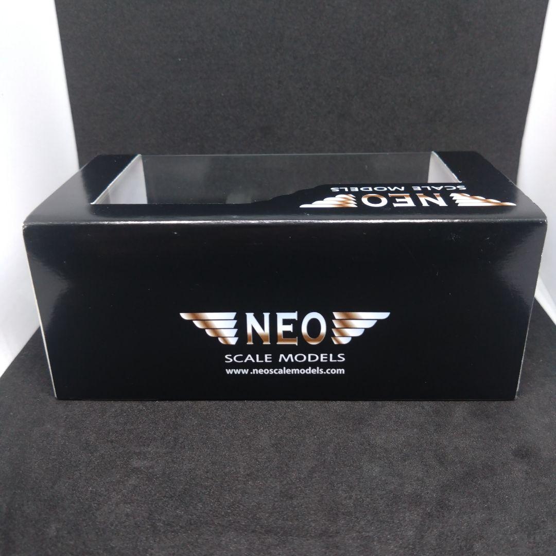 ネオ 1/43 MG RV8 グリーンメタリック