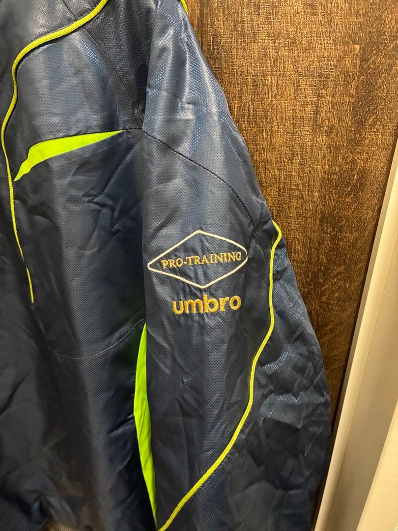 UMBRO インシュレーションピステ ウィンドブレーカー O 上下 セットアップ