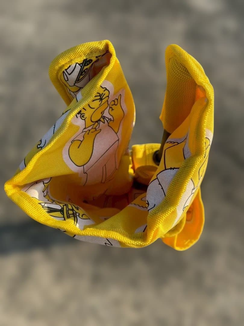 A◆シンプソンズ　折りたたみチェア　ノベルティ　レア　非売品　椅子　アウトドア