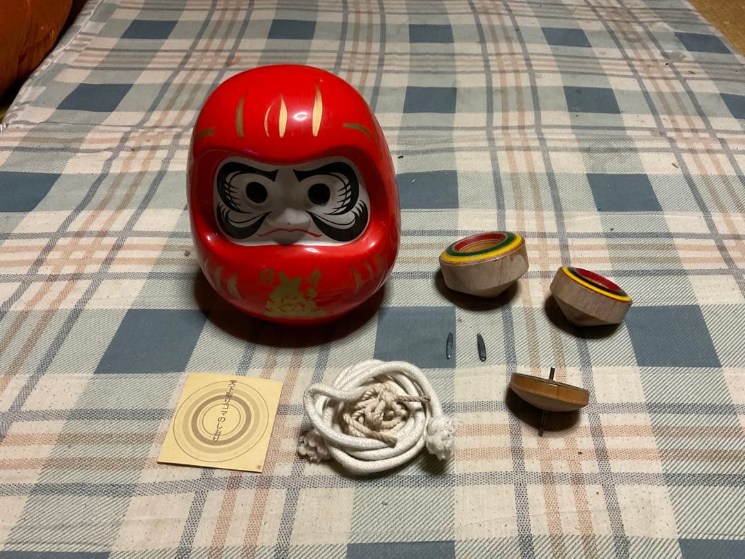 日本盛／開運逹磨セット。【酒は入っていません。駒が大小付属しています　箱付き】。