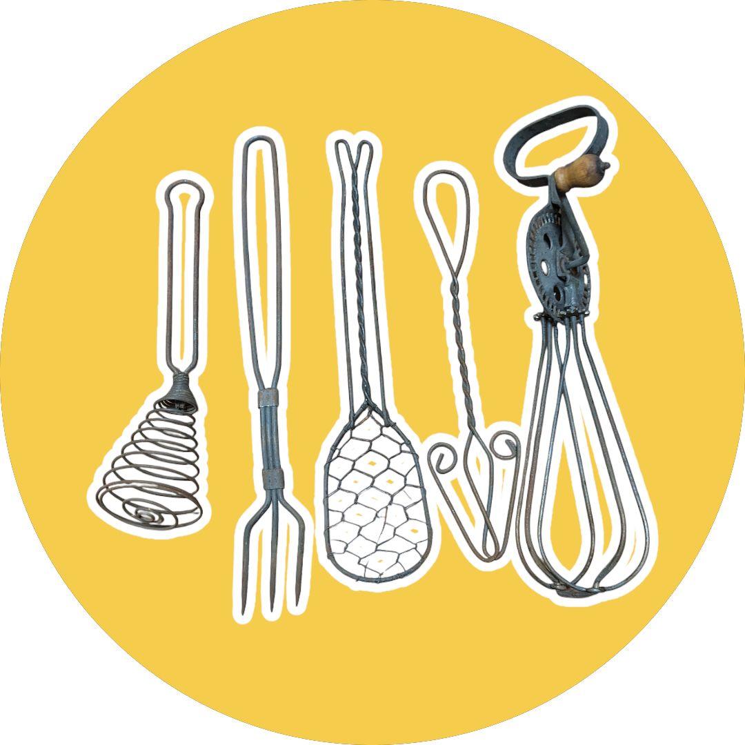 イギリスアンティーク　アイアン製キッチンツール5本セット　職人の手仕事を感じる品