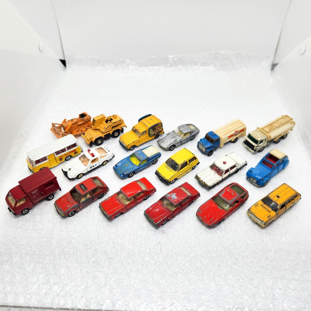 トミカ 日本製 セット キャリイ 郵便車 ファミリア ポルシェ シティ等