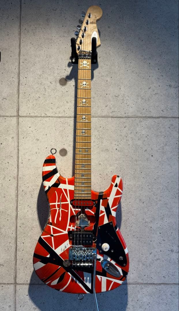 ストラト Van Halenレリックギター　JUMP