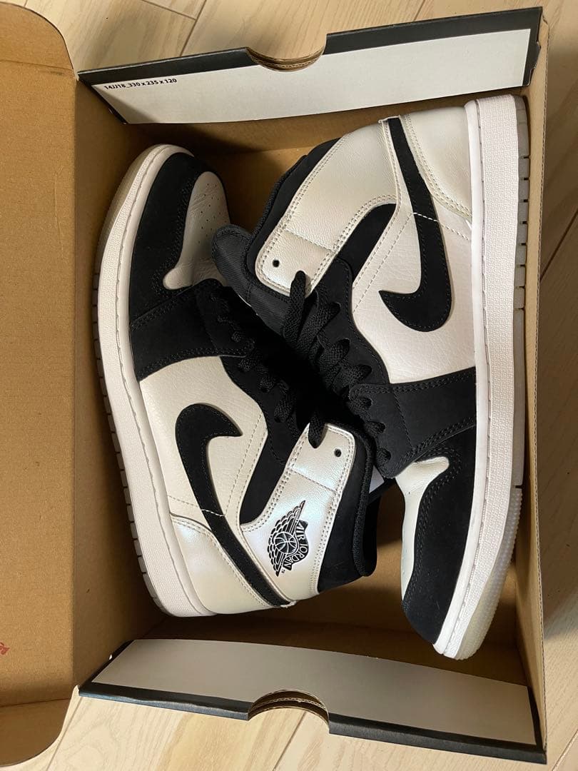 シューズ(男性用) Nike Air Jordan 1 Mid \