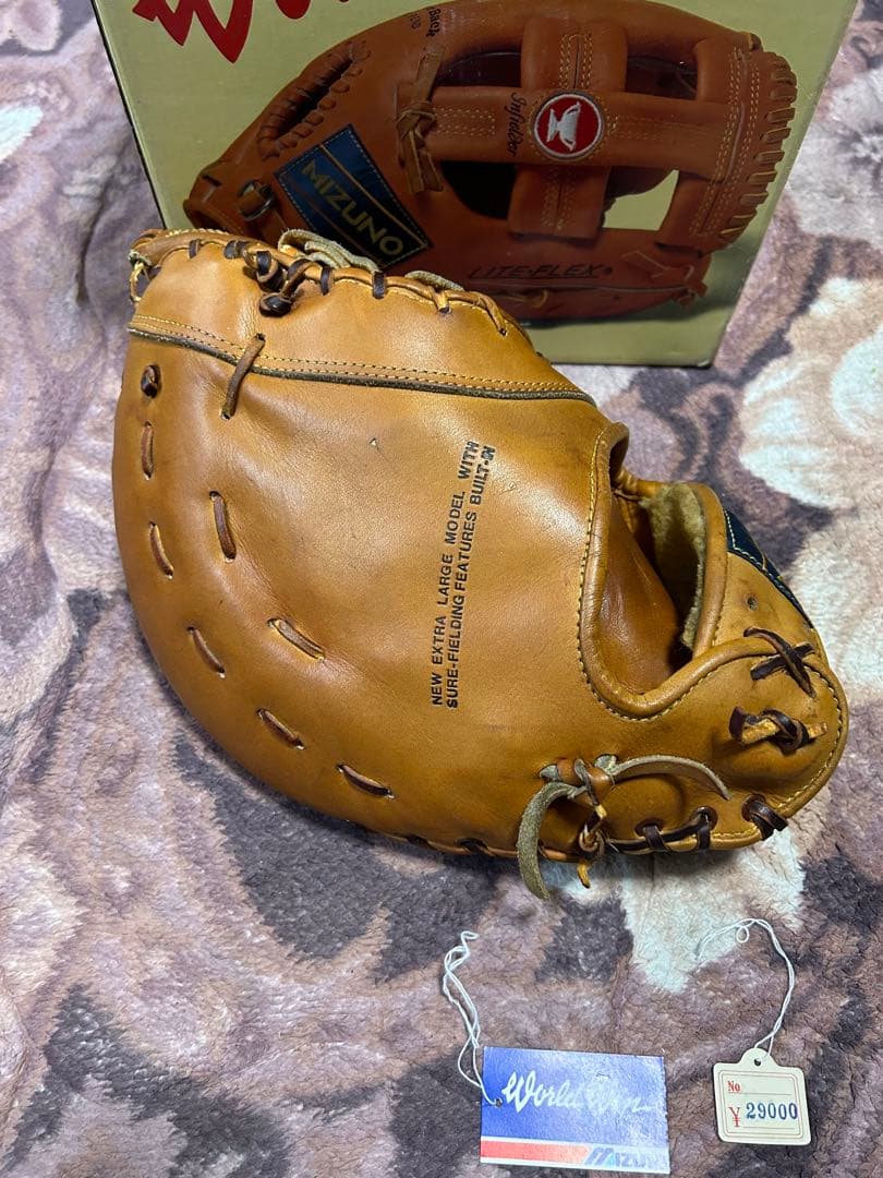 赤カップ　ミズノ　ワールドウィン　硬式　ファーストミット　グローブ　昭和レトロ