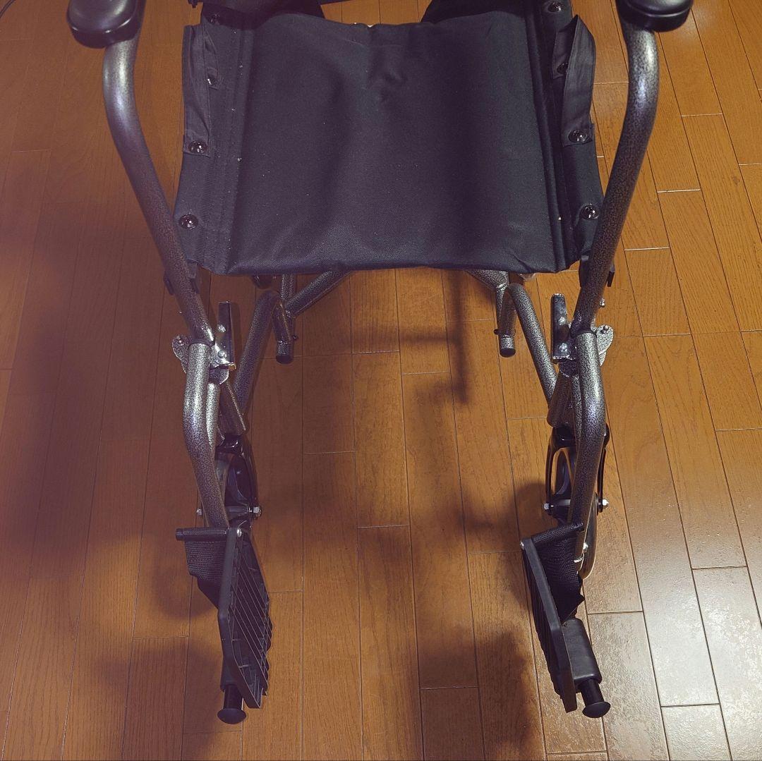 アルミ製折りたたみ介助用車椅子