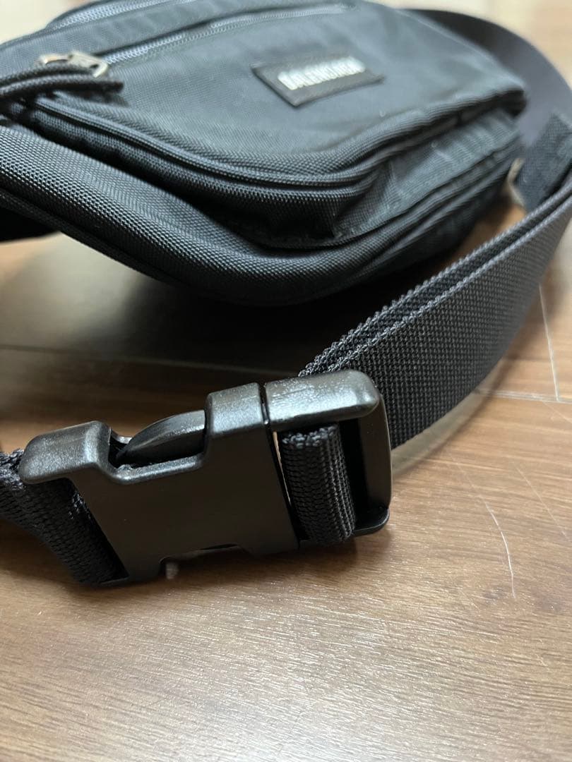 BALENCIAGA ボディバッグ ブラック