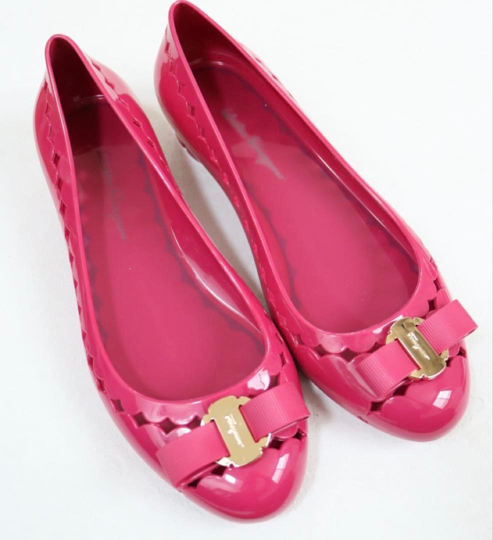 【美品】Salvatore Ferragamo ラバーパンプス