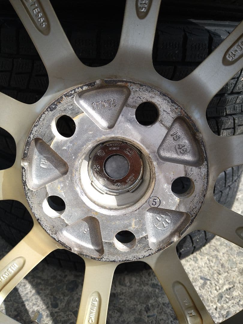 225/65R17スタッドレスタイヤホイールセット