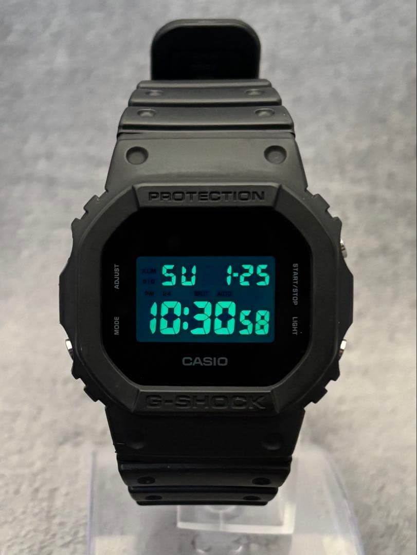 CASIO G-SHOCK DW-5600BB 電池新品交換済み