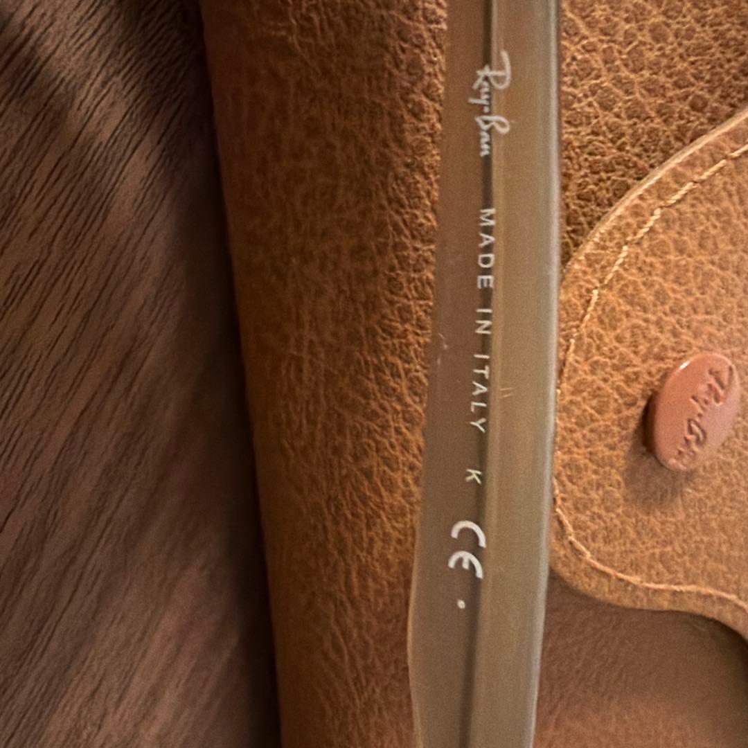 Ray-Ban ベージュサングラス ケース付き