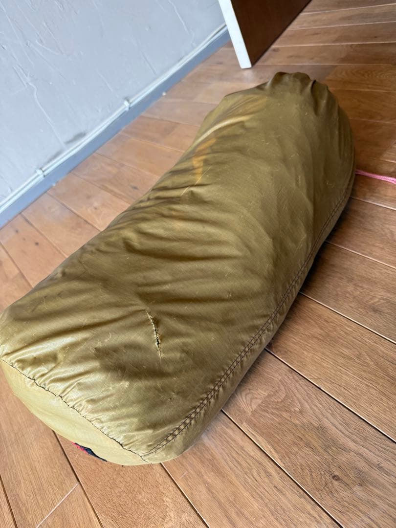 希少 ヒルバーグ スタイカ 旧サンド フットプリント付