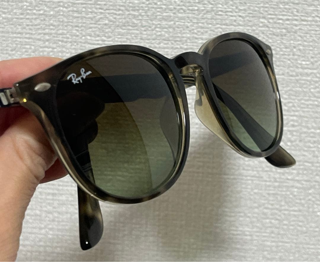 【即購入歓迎】レイバン　サングラス　RB 4259-F 731/E8
