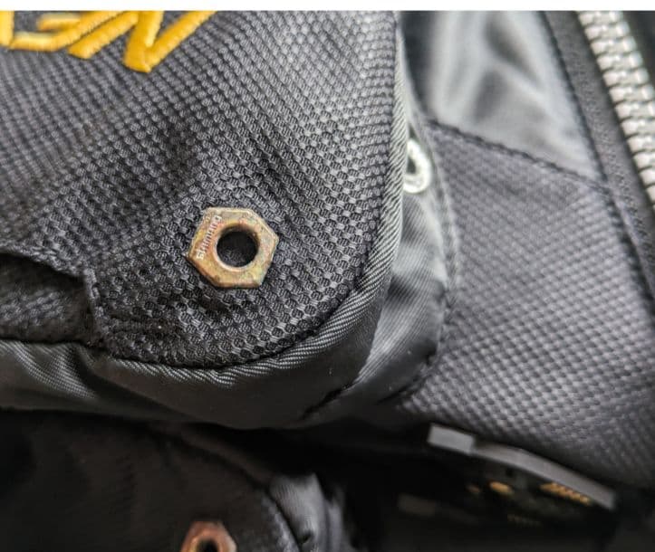 シマノ　vf-122m　ネクサス フローティングベストXT　XL