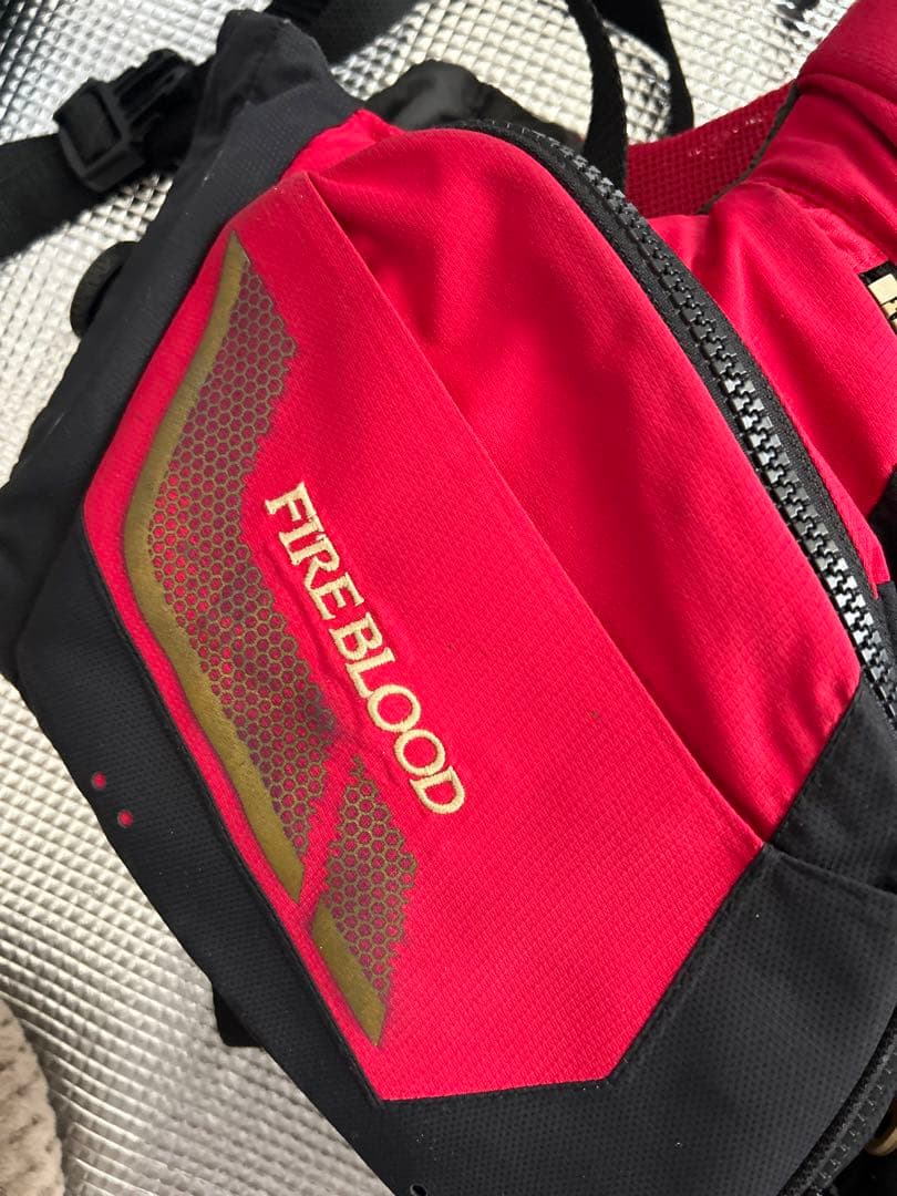 FIRE BLOOD LIMITED PROライフジャケット 磯釣りL