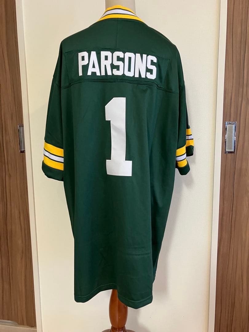 NFLパッカース　DE マイカ・パーソンズ選手　パッカース　ユニフォーム