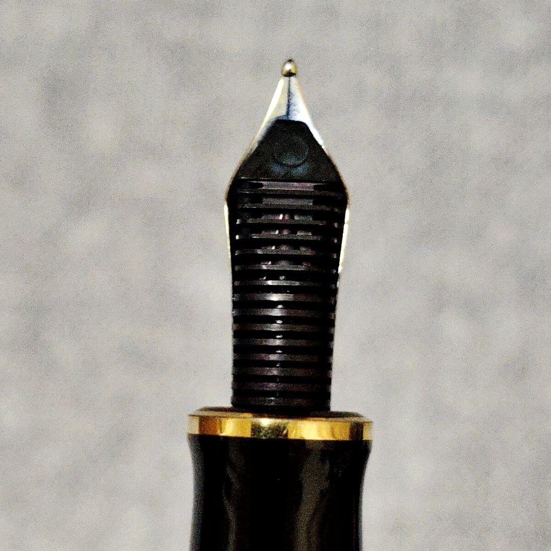 【最終価格】Pelikan ペリカン万年筆 スーベレーン M400　ブラック　F