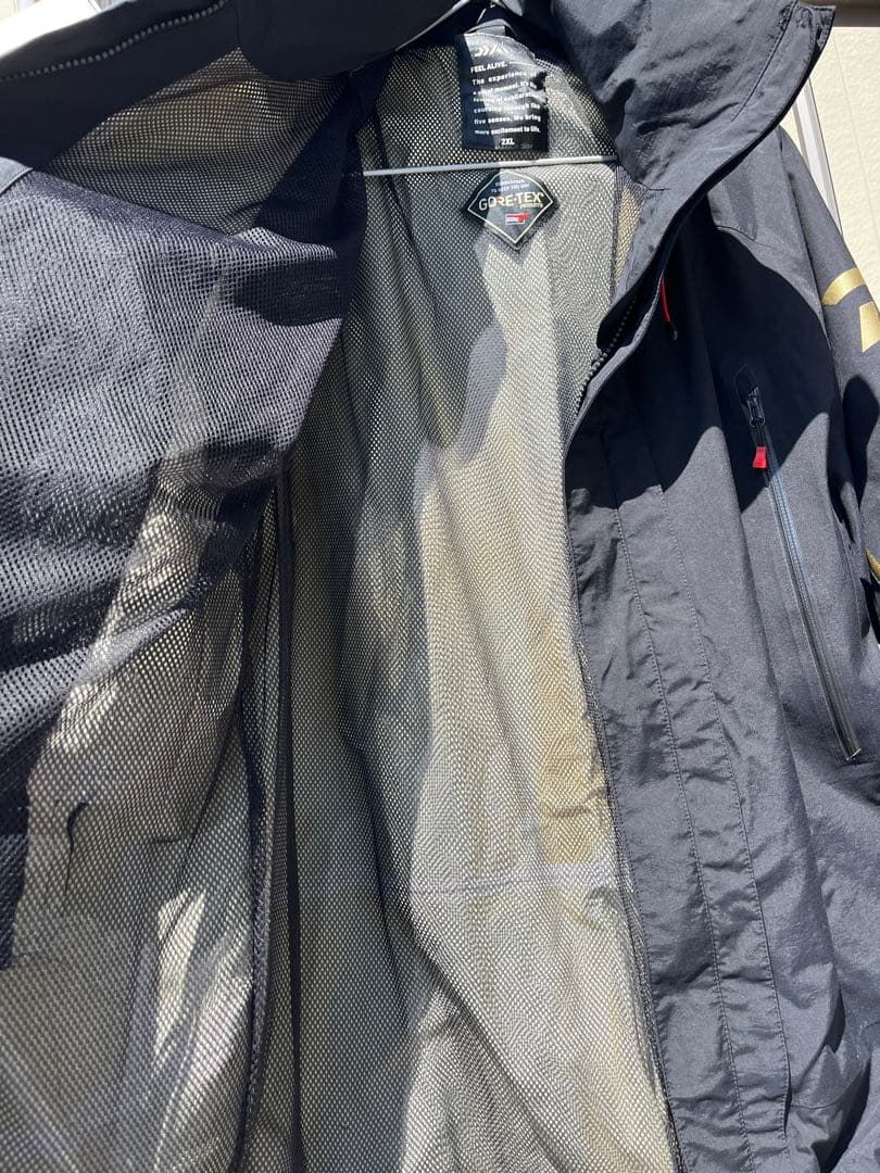 DAIWA GORE-TEX 上下 ウェア ブラック ※メンテ用洗剤付き