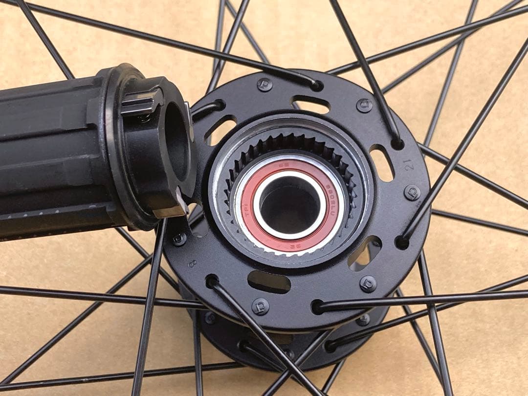 美品!!29 ブースト 15×110 12×148 /スペシャライズド