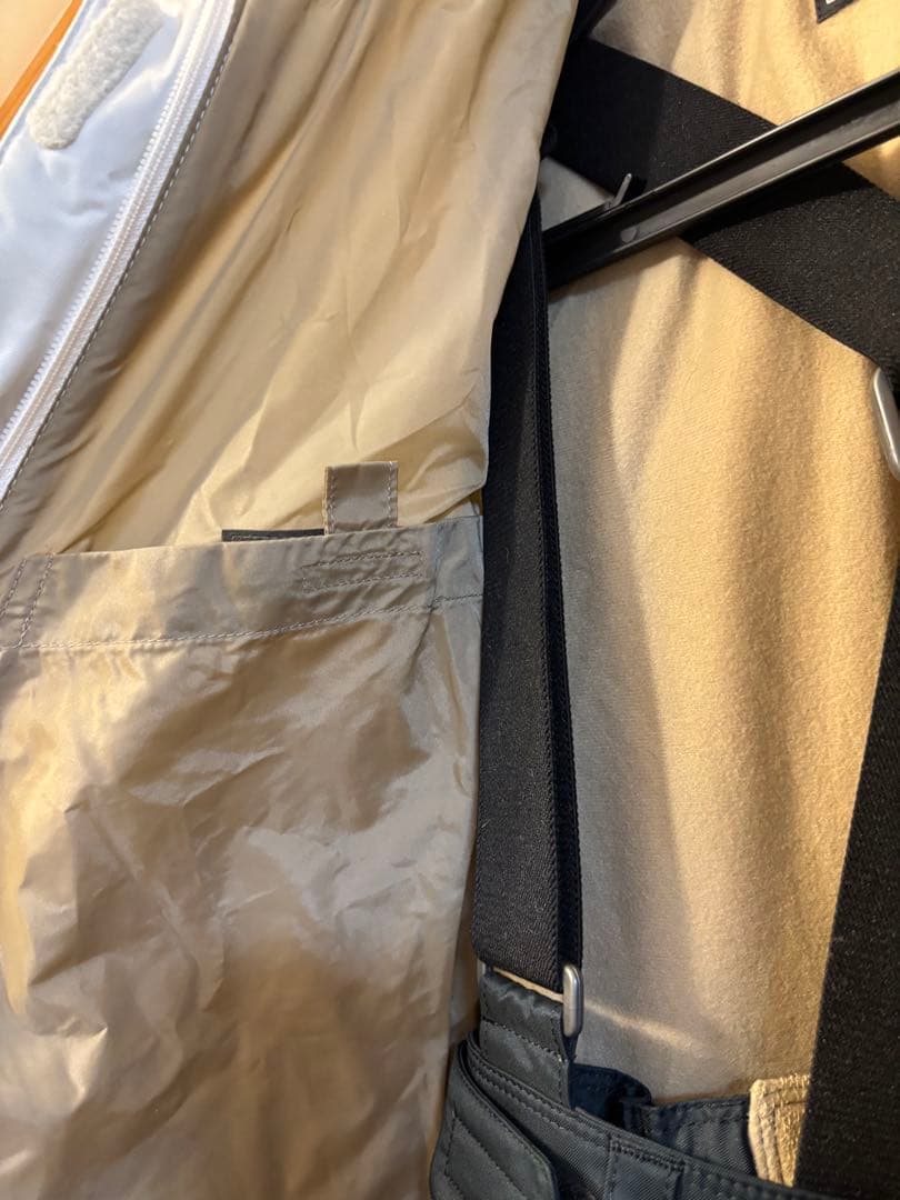 GOLDWIN スキーウェア　レディース　上下セット