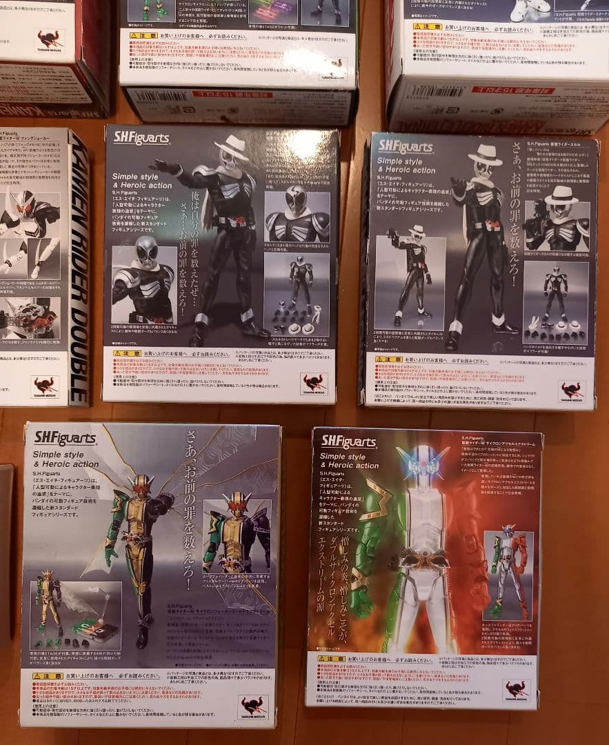 仮面ライダーW フィギュア & アクセル エンジン ウェザー USB まとめ売り