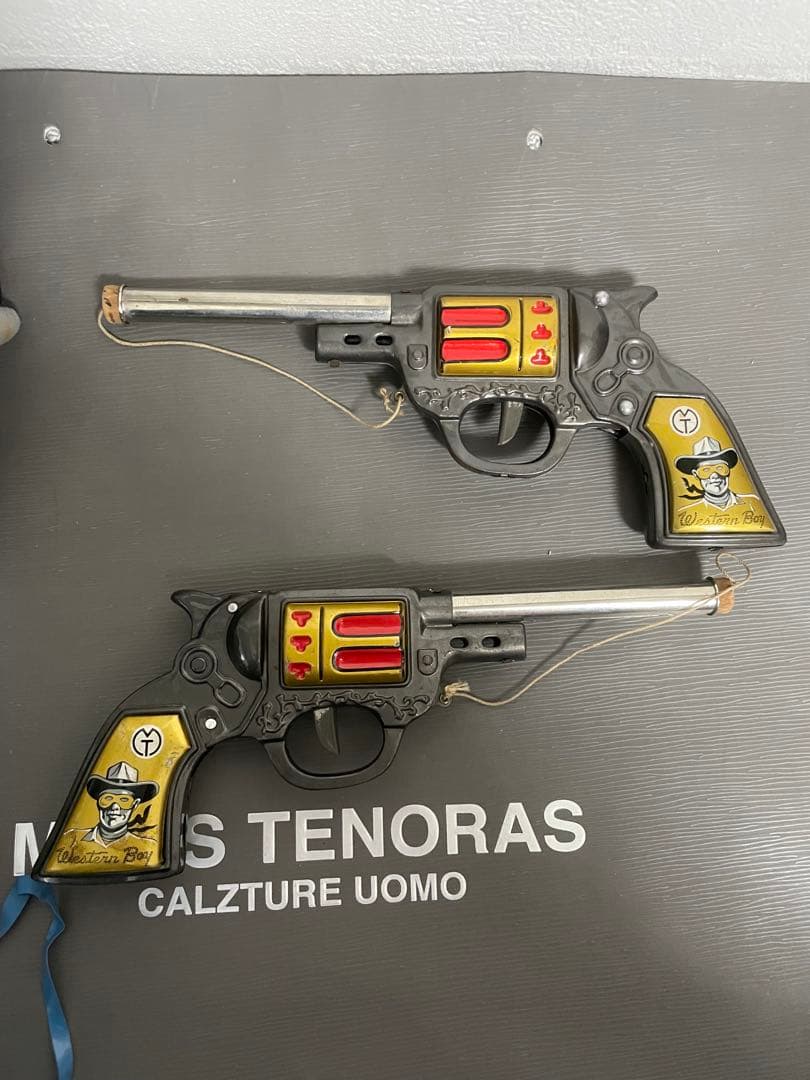 #希少 月光 少年忍者部隊 二挺拳銃 と同じトイガンセット ホルスター付き