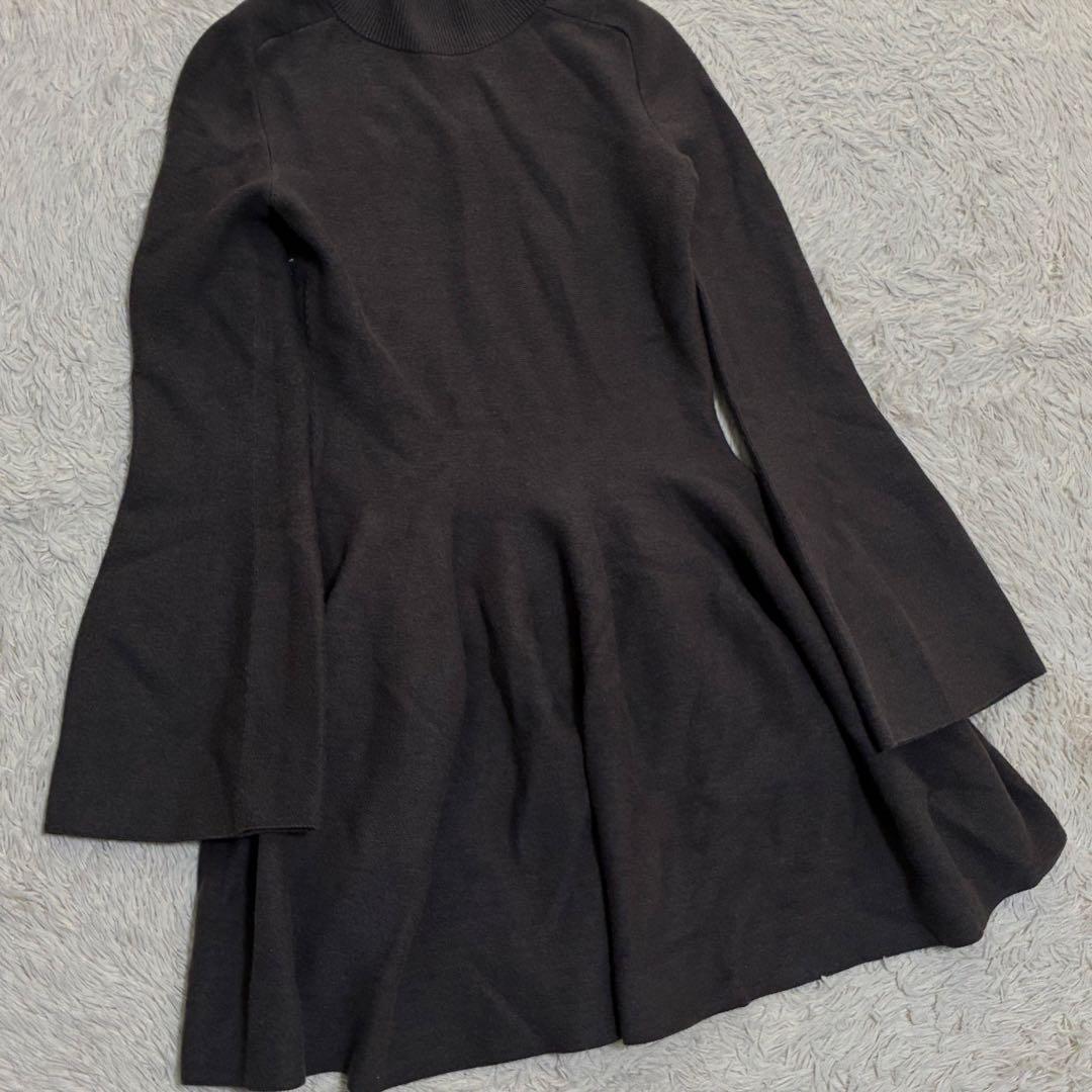 anuans 2024年モデルフレアーミニニットワンピース　グレー