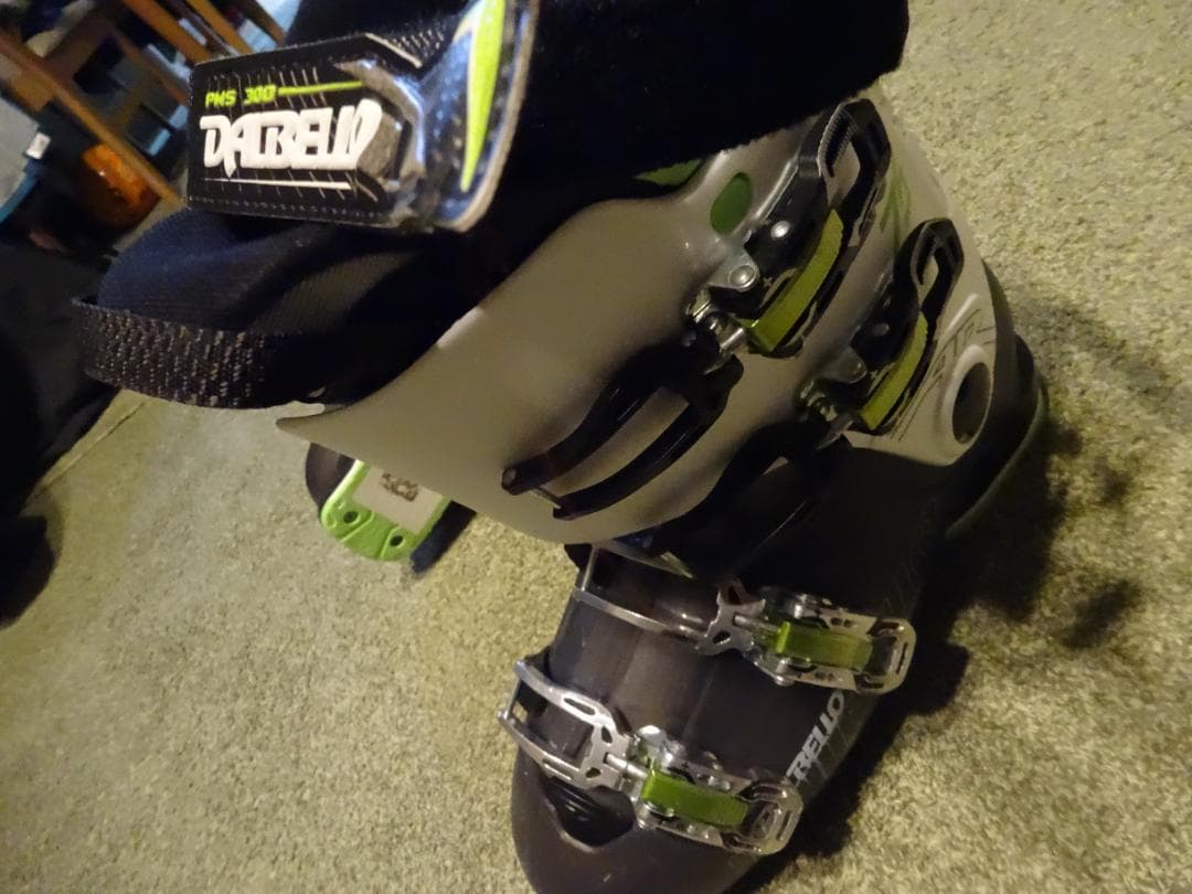 スキー　ブーツ　DALBERRO AERRO 75　26,5cm