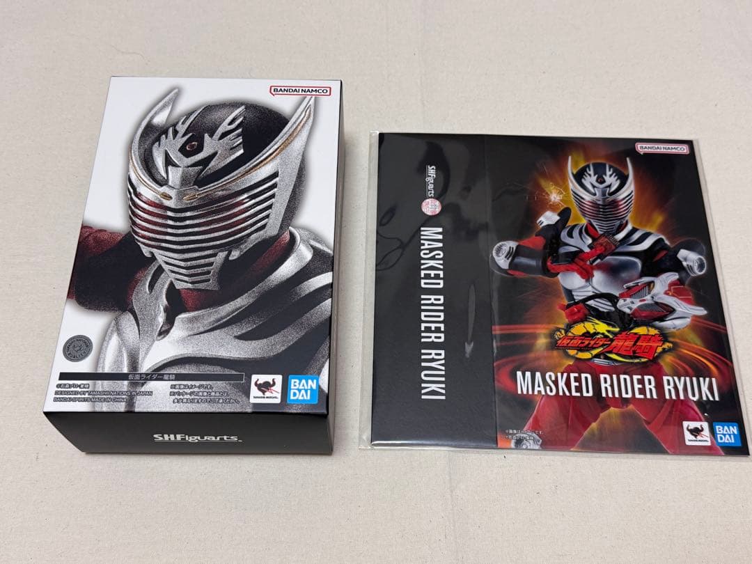 S.H.Figuarts 仮面ライダー龍騎 真骨彫製法 スリーブ付き 新品未開封