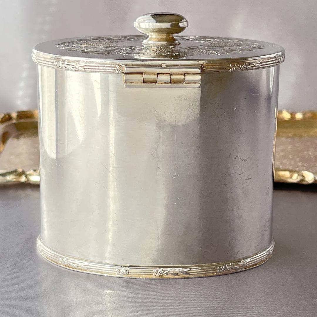 【Barker Ellis】美しいチェイシングのティーキャディー