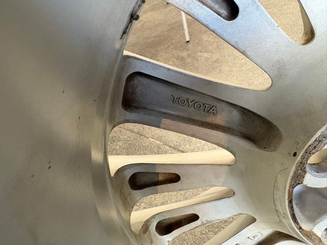 ⭐︎送料込み⭐︎トヨタ純正18インチ スタッドレス　ヴェルファイア　アルファード等に