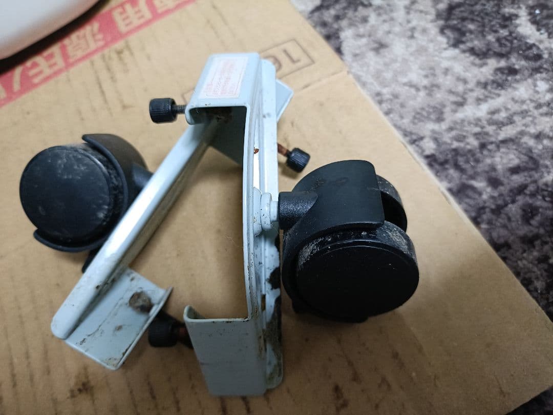 大容量パワーありコロナ7.2L石油 ファンヒーターFH-G5715BYタイヤ付き