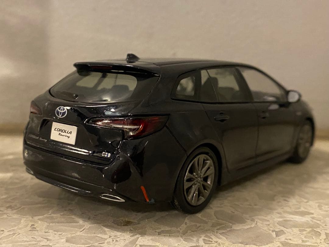 非売品 トヨタ カローラツーリング カラーサンプル 1/30 〈220〉