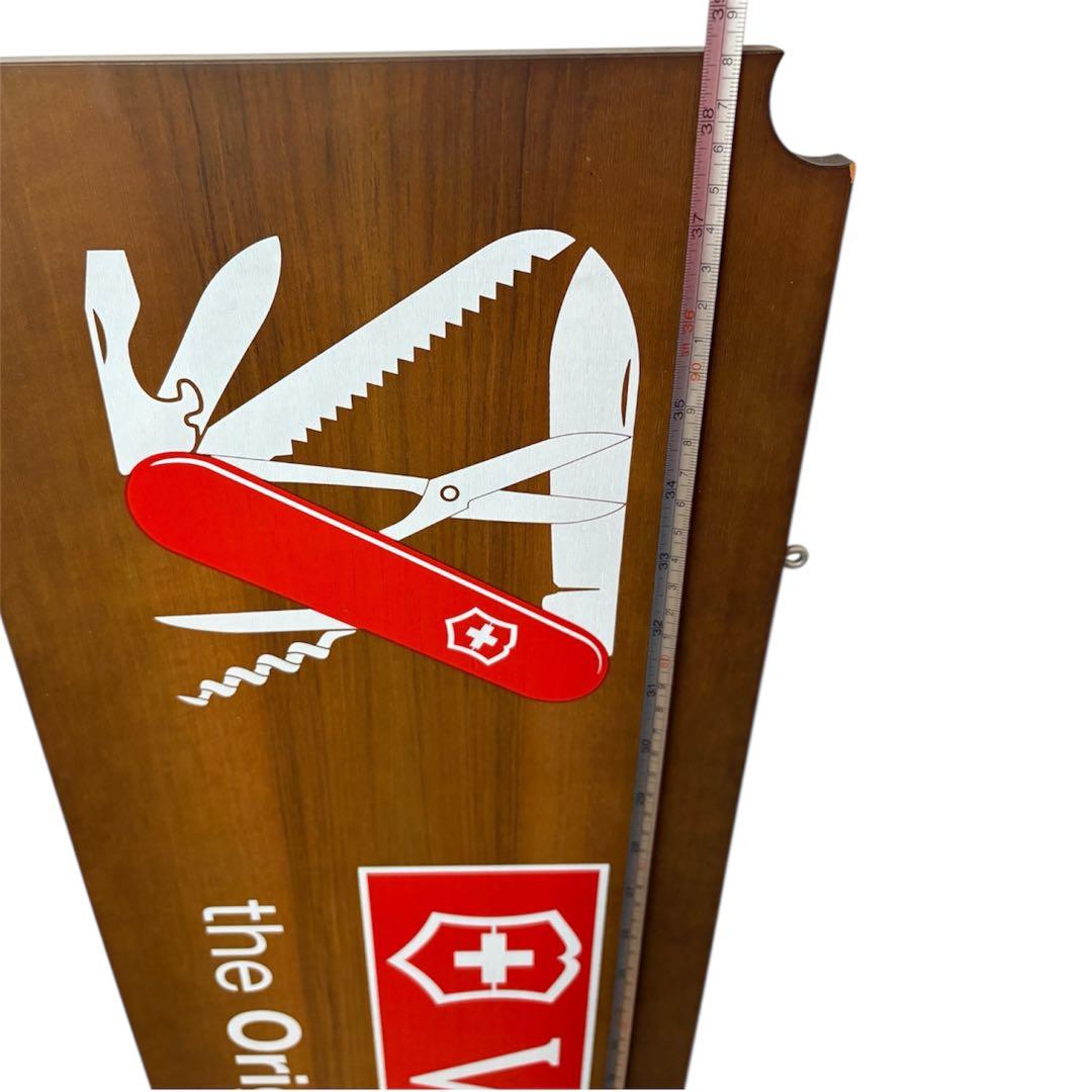 看板 木製Victorinox スイスアーミーナイフ 木製サイン 吊り下げ 両面