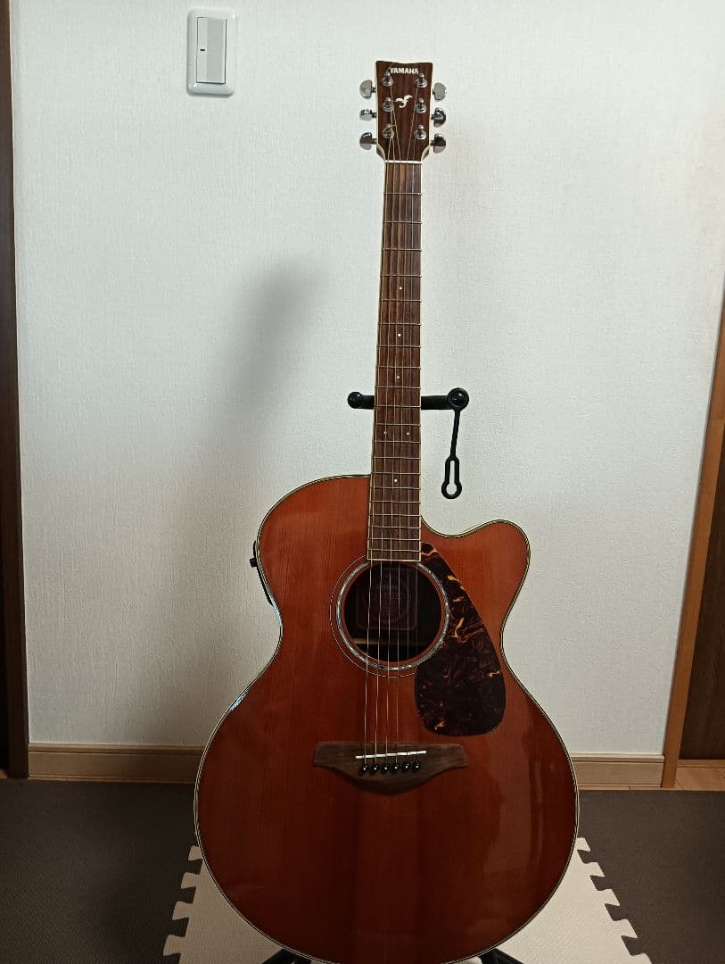 Yamaha FJX730SC アコースティックギター ハードケース付き